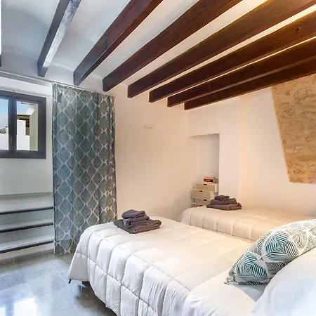 Townhouse On The Rocks By Homevillas360 Holiday home Pollenca
