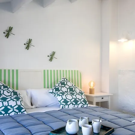 Townhouse On The Rocks By Homevillas360 Holiday home